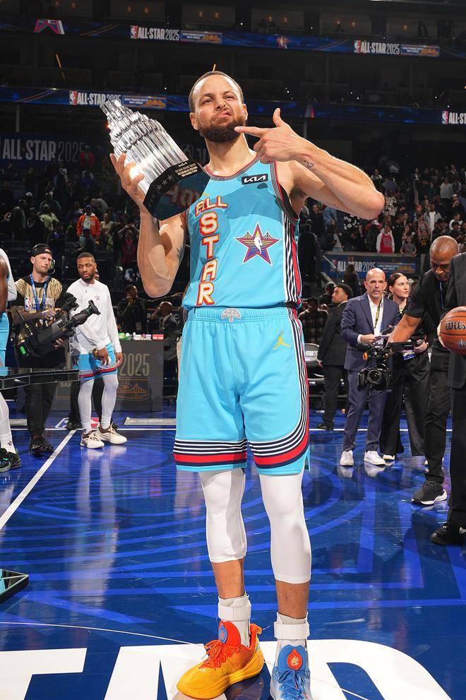 冲刺阶段体能课后;丹佛掘金单刀错失备战全明星赛;压力陡增;阵容厚度经受考验的简单介绍 冲刺阶段体能课后;丹佛掘金单刀错失备战全明星赛;压力陡增;阵容厚度经受考验的简单介绍